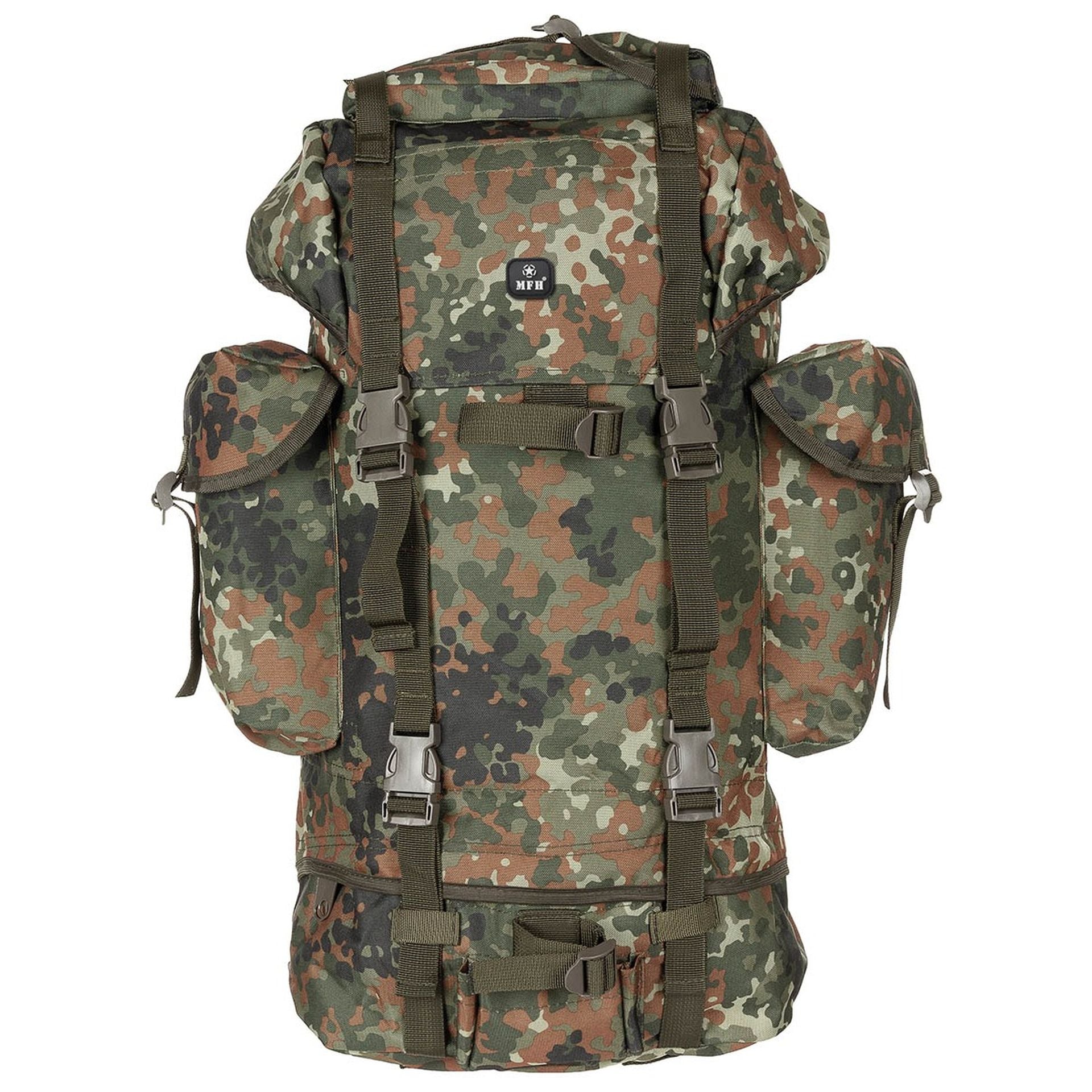 BW Kampfrucksack von FOX Outdoor in Flecktarn – Frontansicht mit geschlossenen Riemen