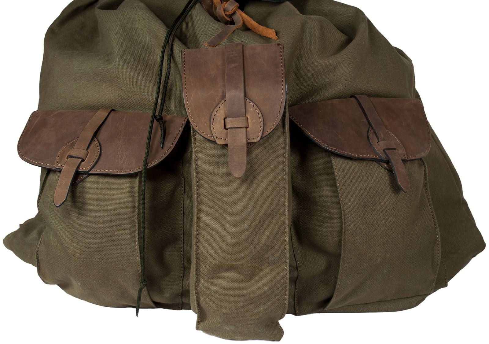 HUBERTUS Canvas Jagdrucksack groß – Frontansicht mit 3 aufgesetzten Taschen und Lederdetails