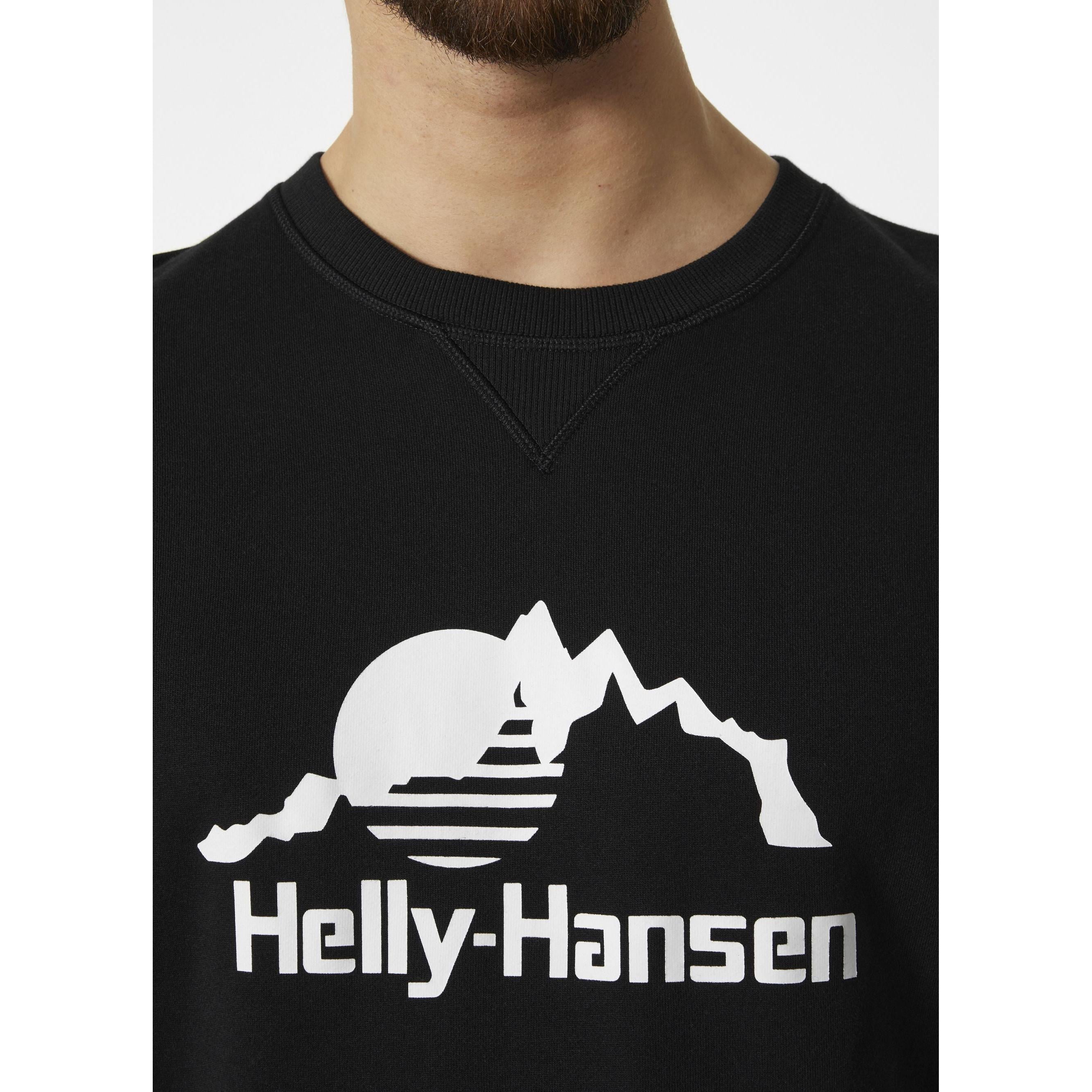 Blick auf den schwarzen Yu Crew Sweater – lässiger Freizeitpullover