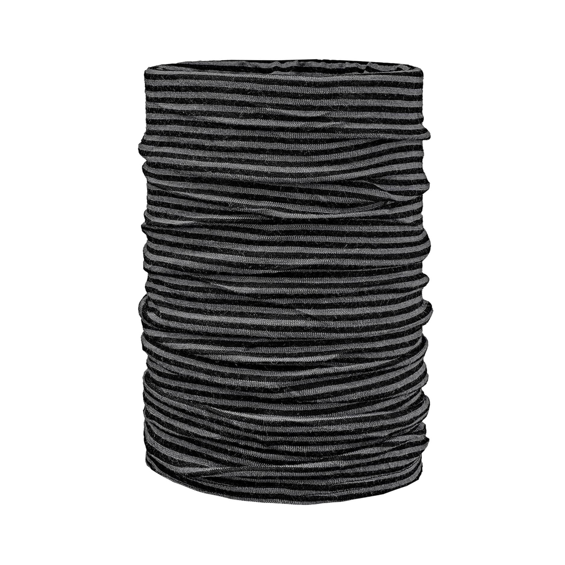 Multituch Merino – getragen als Halswärmer in Outdoor-Umgebung