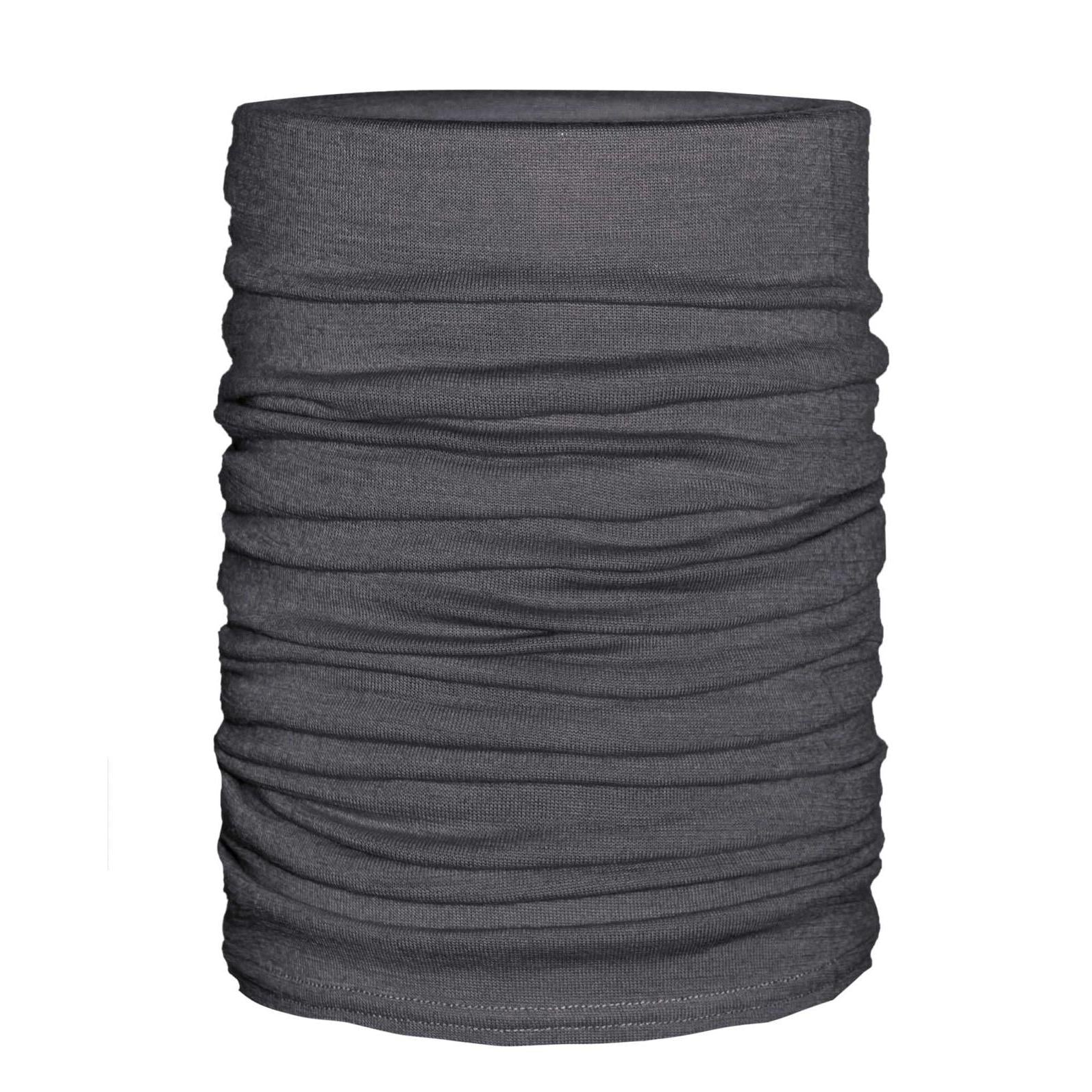 Multituch Merino – getragen als Halswärmer in Outdoor-Umgebung