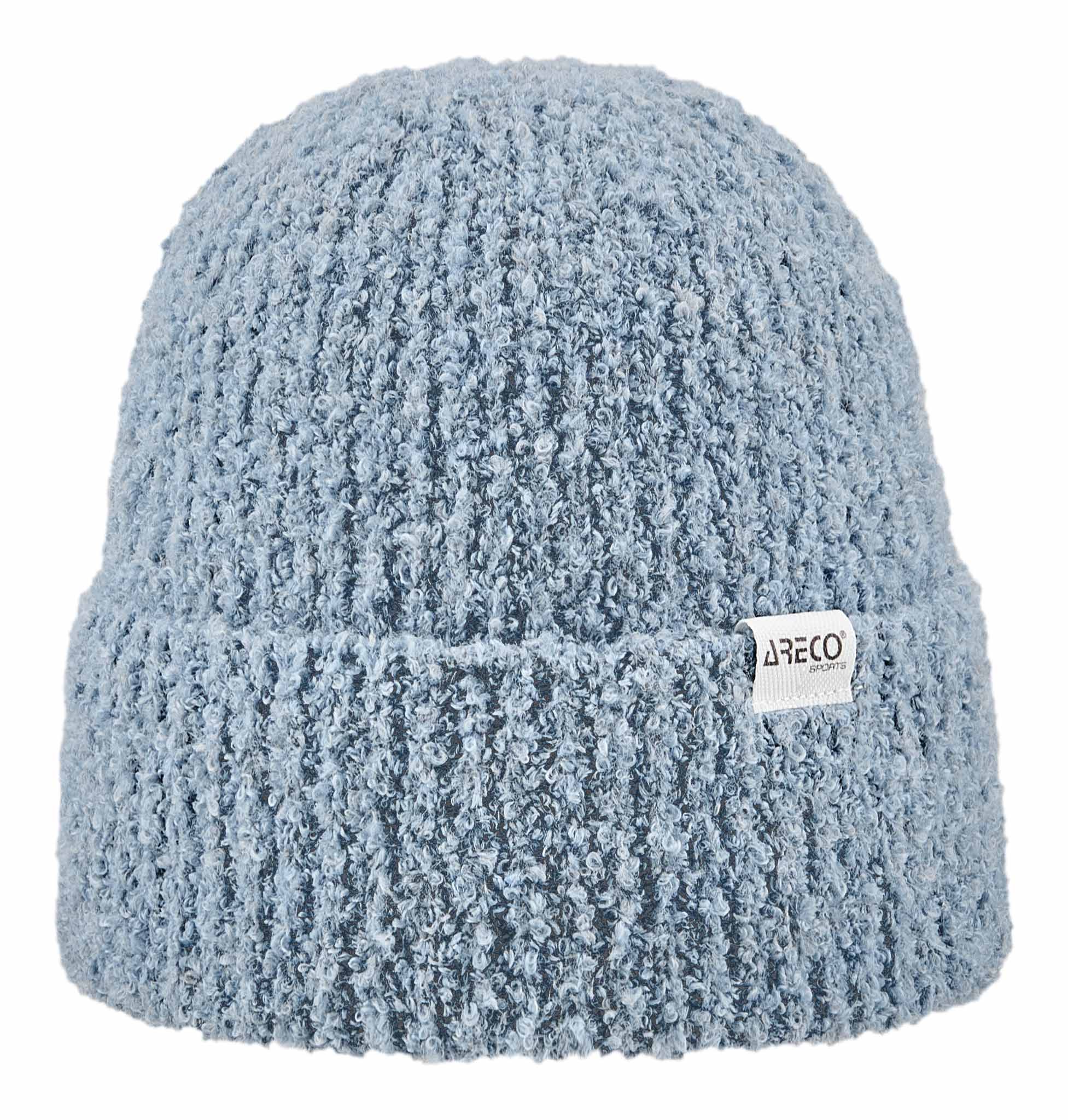 Damenmütze aus hellblauem Bouclé-Garn – stylisch, kuschelig und mit hoher Passform.