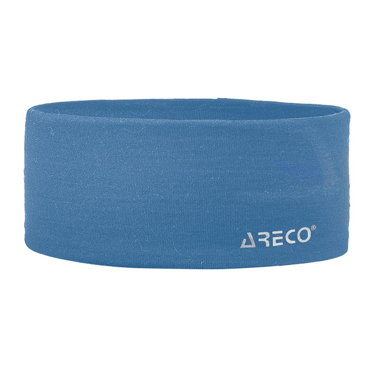 Merino-Stirnband in sportlichem Look – getragen beim Outdoor-Spaziergang