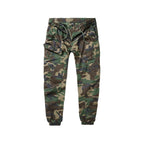 Vorderansicht Brandit Ray Vintage Pants woodland mit Slim-Fit