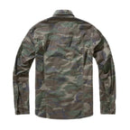 Rückansicht Brandit Slim Fit Hemd in Woodland
