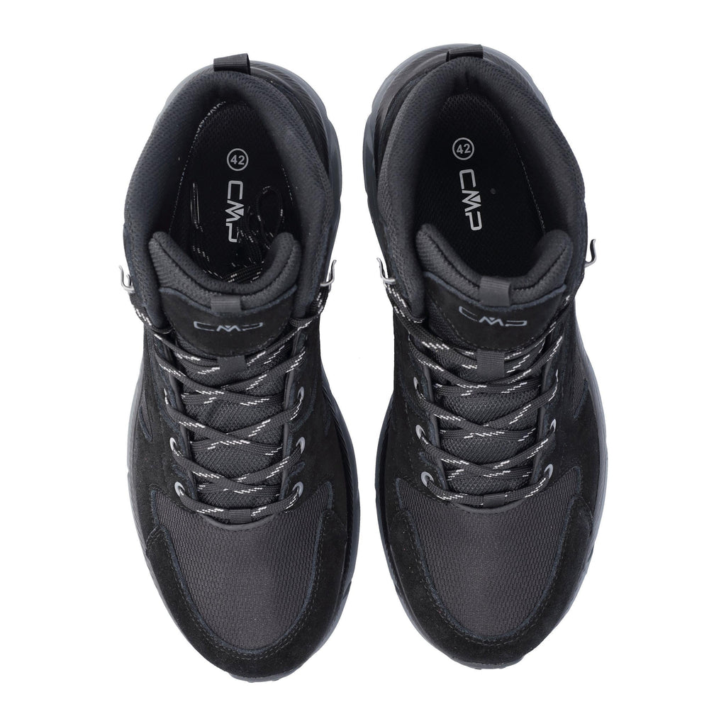 Weich gepolsterter Schaft, atmungsaktives Innenmaterial und klassische Schnürung für optimalen Sitz