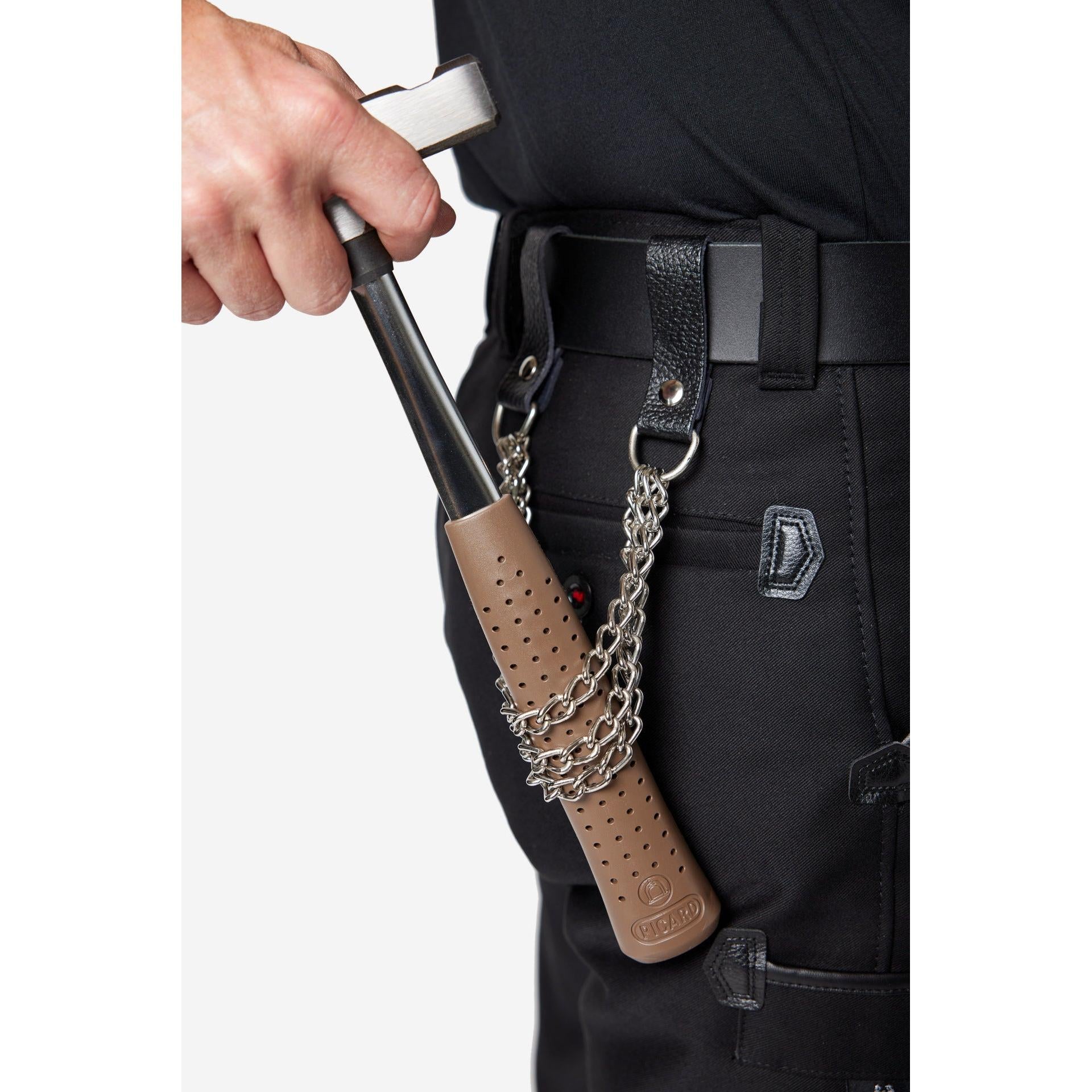 Seitenansicht FHB Hammerkette JASPER mit dreifacher Metallkette