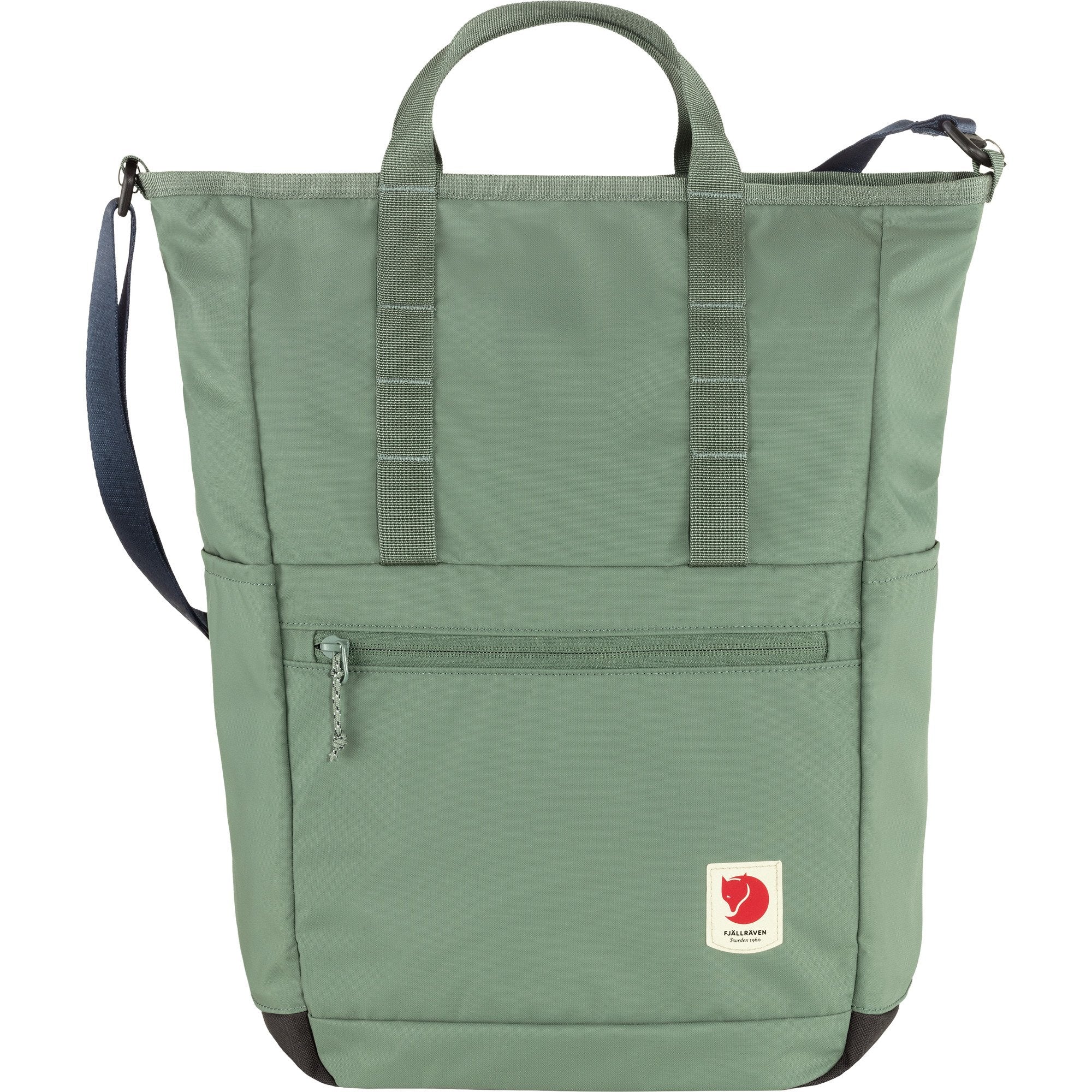 Fjällräven High Coast Totepack in Patina green in Vorderansicht, stehend 