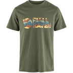 Vorderansicht Fjällräven Multicolor Logo T-Shirt Herren in Grün mit Print
