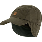 Vorderansicht Fjällräven Lappland Pintail Cap in Dark Olive