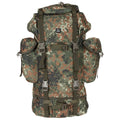 BW Kampfrucksack von FOX Outdoor in Flecktarn – Frontansicht mit geschlossenen Riemen