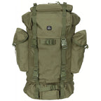 FOX Outdoor BW Kampfrucksack in Oliv mit aufgesetzten Taschen und Gurten