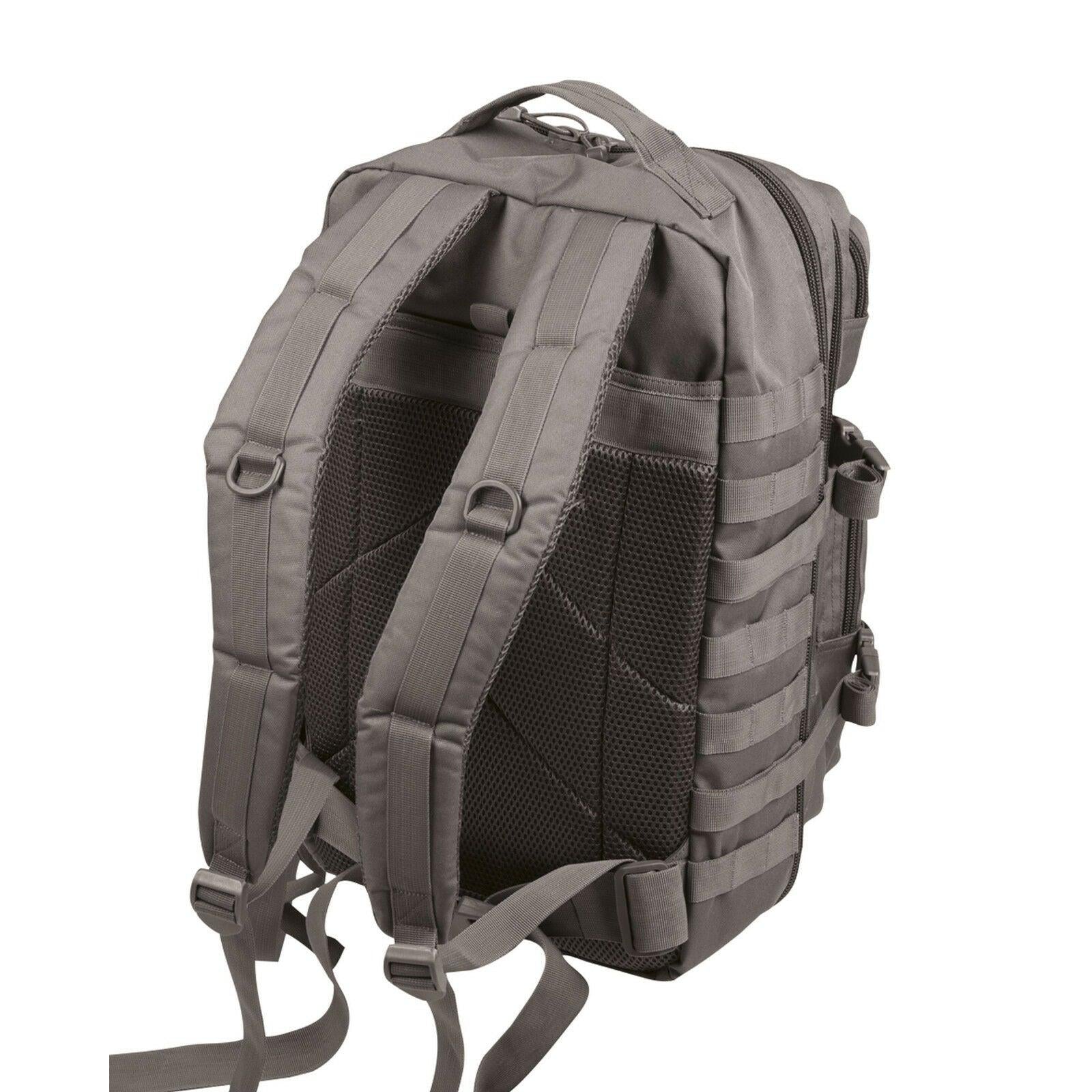 Rückansicht des urban grey Rucksacks mit gepolsterten Schultergurten und Bauchgurt