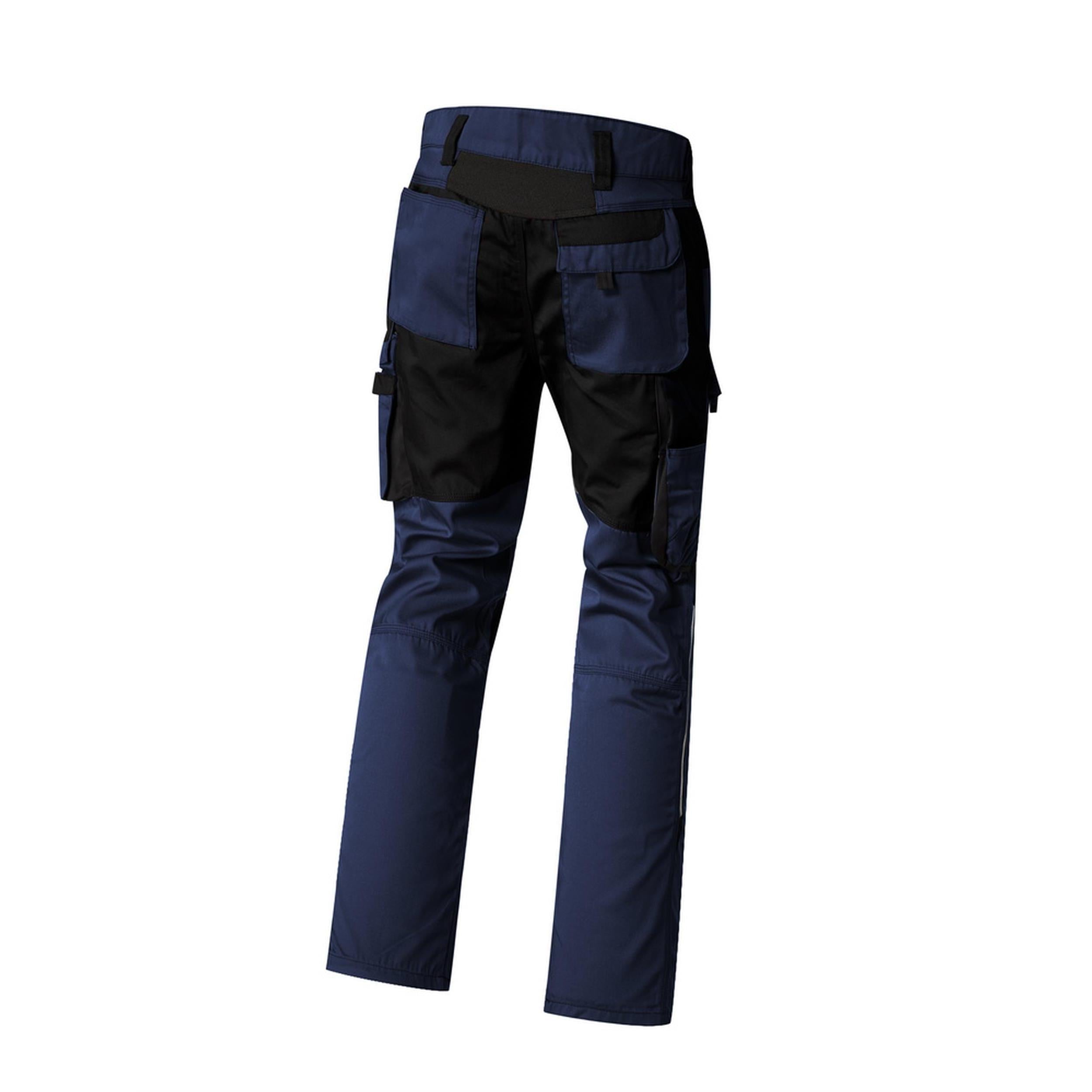Rückansicht Bundhose W0 30003 in zweifarbiger Optik mit Gesäßtaschen